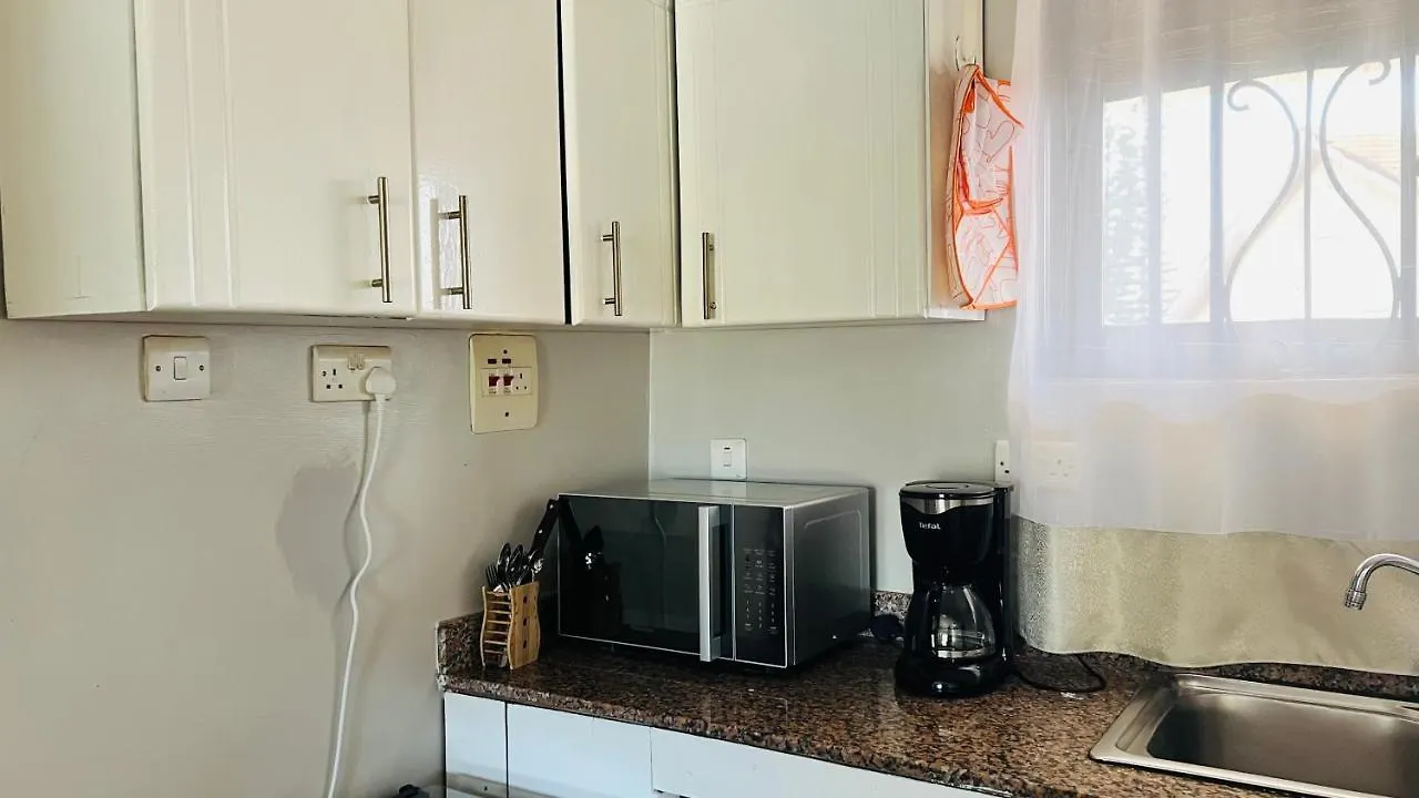 Relaxing 2-Bedroom Apartment With Parking Space. Kampala Uganda